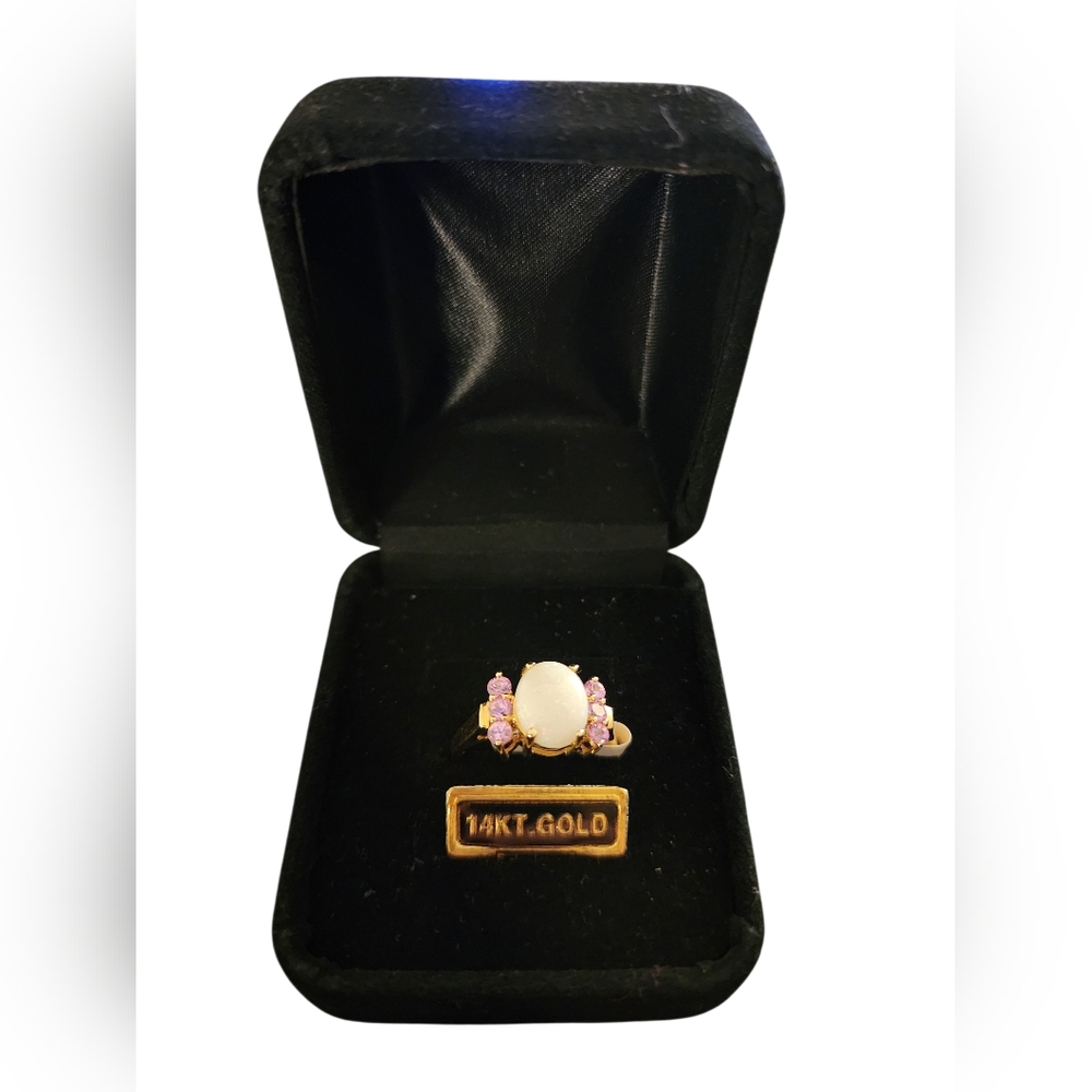 14K Solid Gold White Opal and Pink Sapphire Ring NWOT Size 8.5